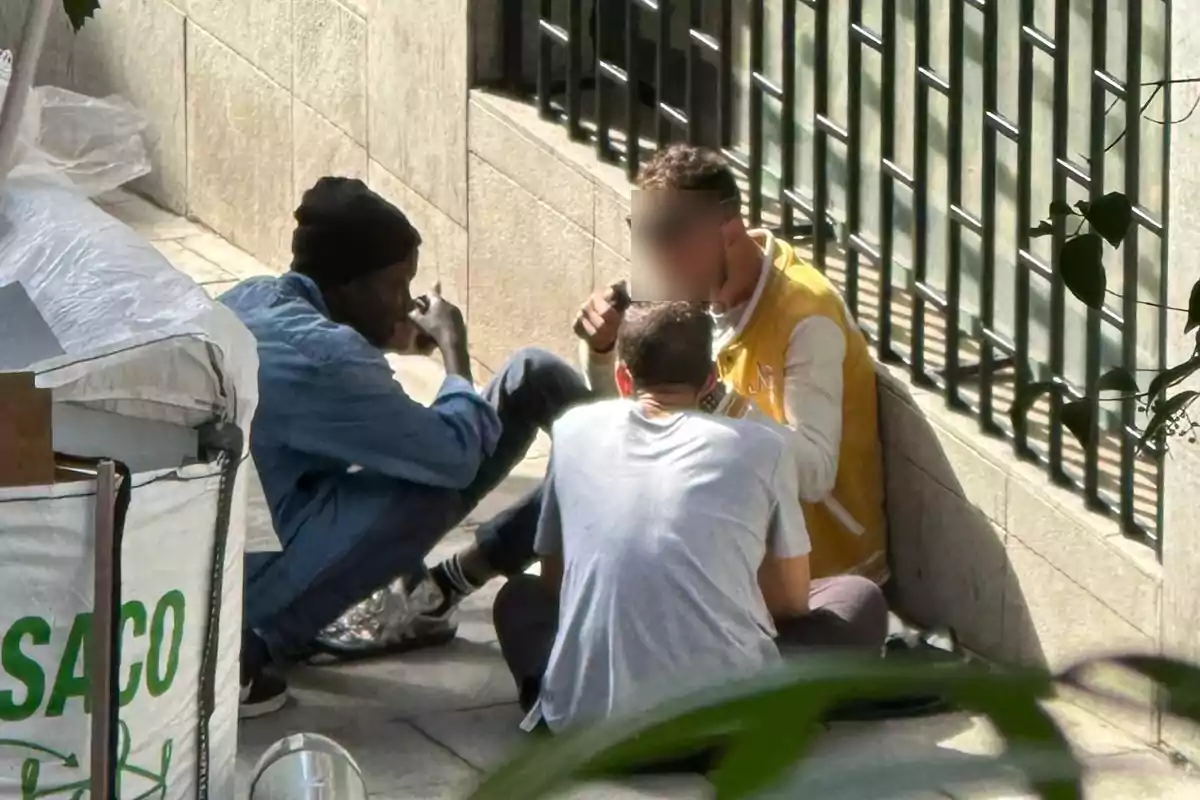 Lavapiés, al límite: El hartazgo vecinal ante un barrio atrapado por la ...